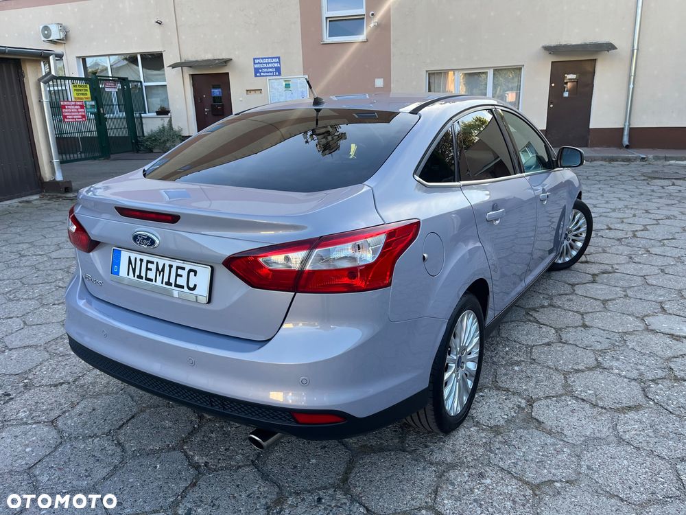 Ford Focus - 18