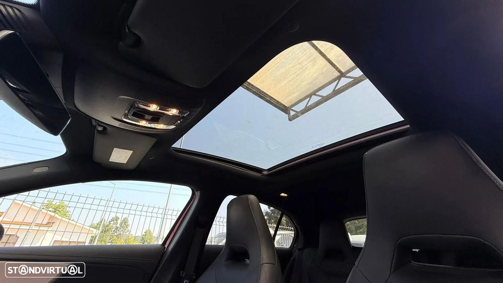 Mercedes-Benz A 250 e AMG Line - 15