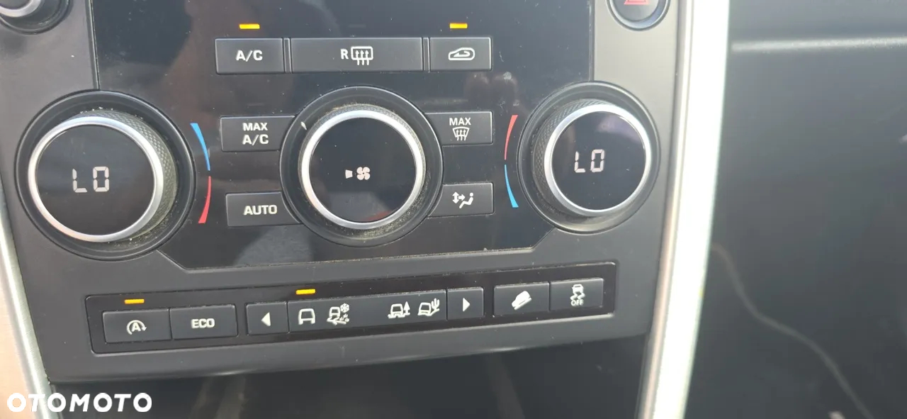 Land Rover Discovery Sport - 27