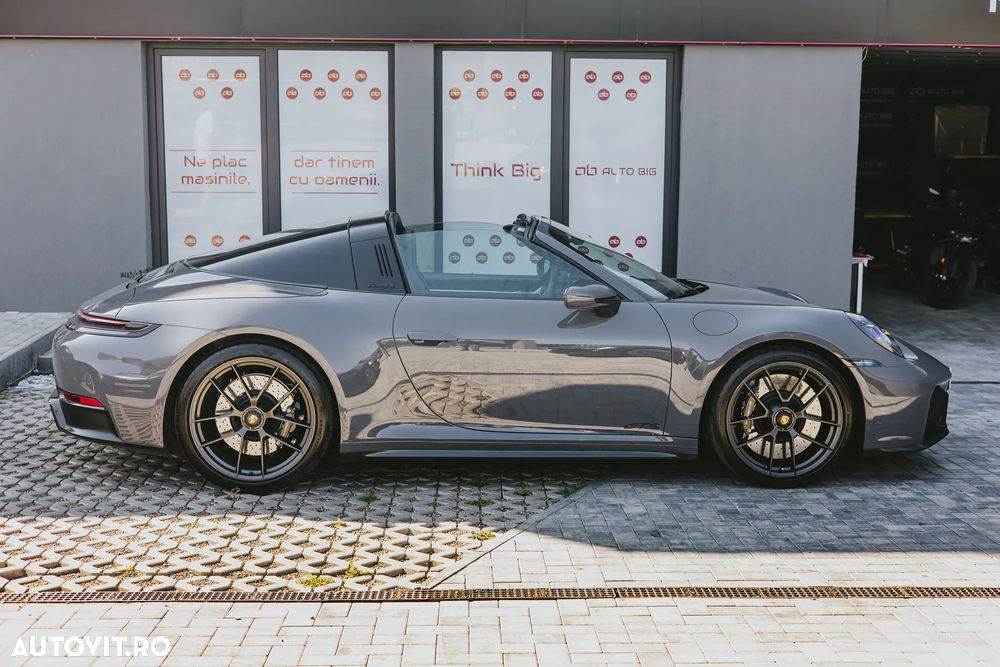 Porsche 911 4 GTS PDK - 14