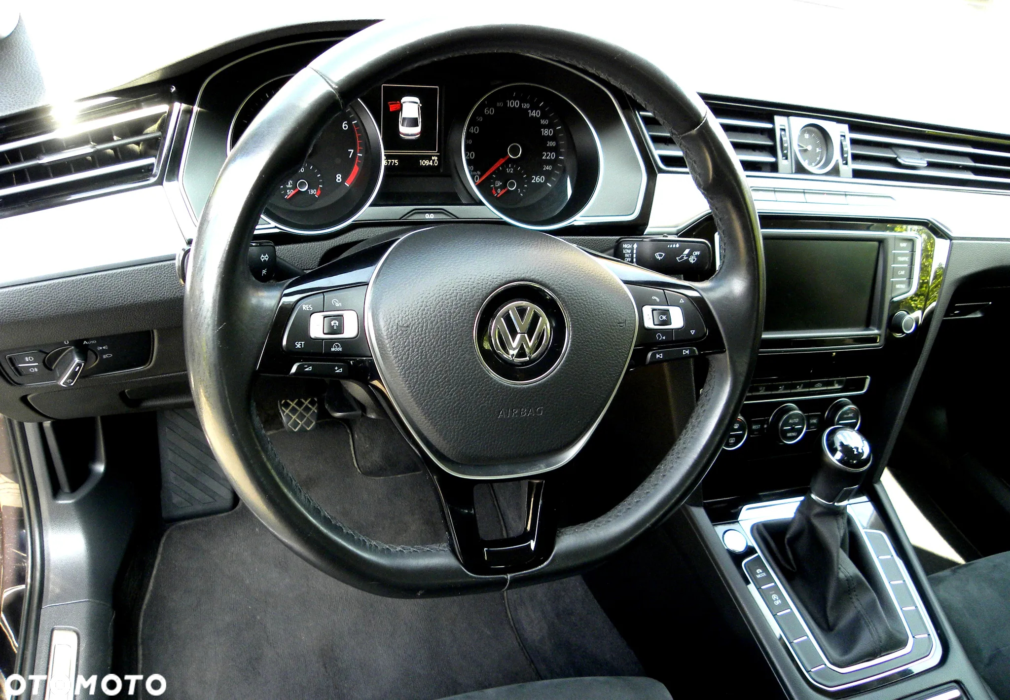Volkswagen Passat 1.4 TSI BMT ACT Highline - 11