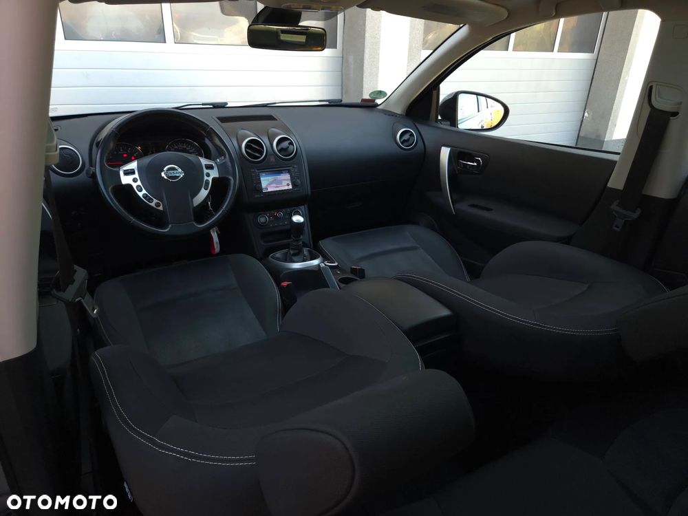 Nissan Qashqai - 32