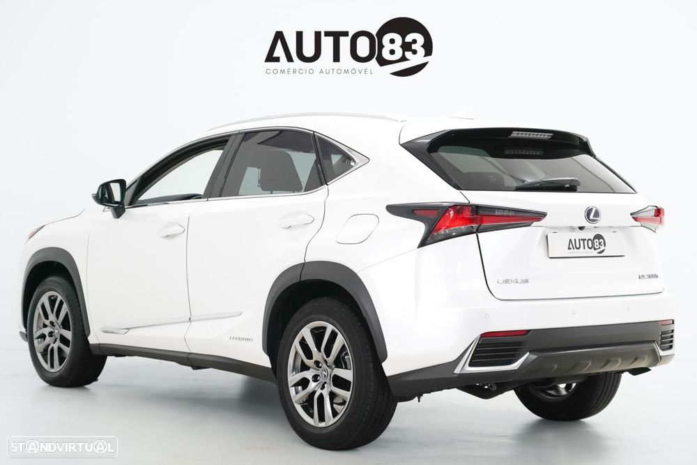 Lexus NX 300h Executive+ - 3