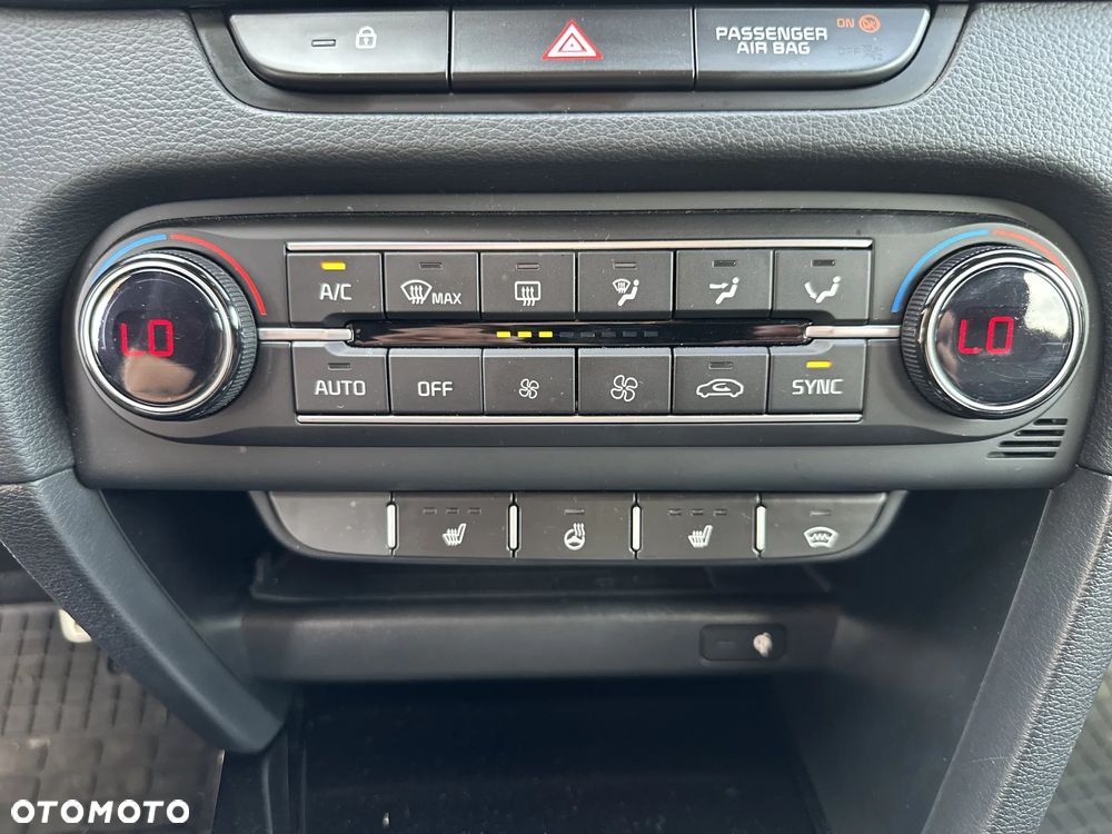 Kia ProCeed - 24