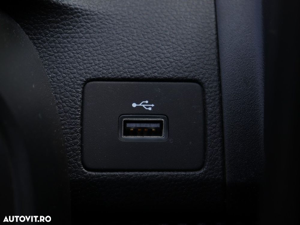 Dacia Logan TCe 90 CVT Prestige - 30