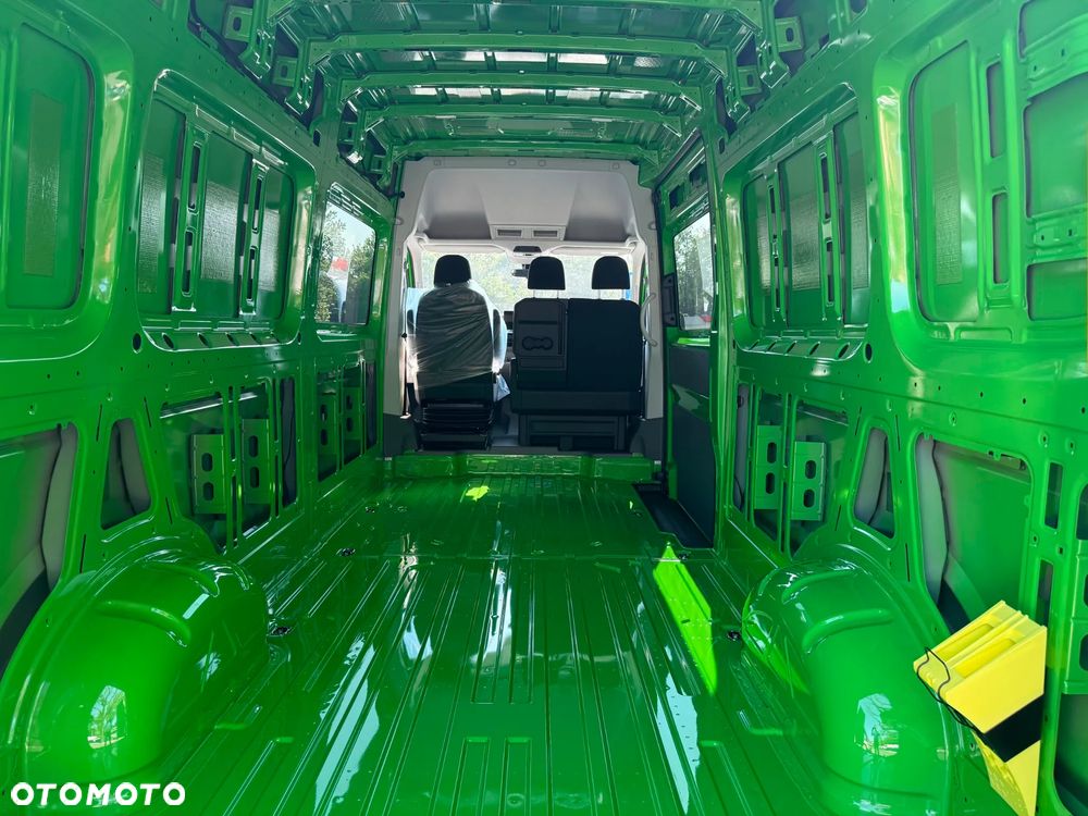 Volkswagen Crafter - 5