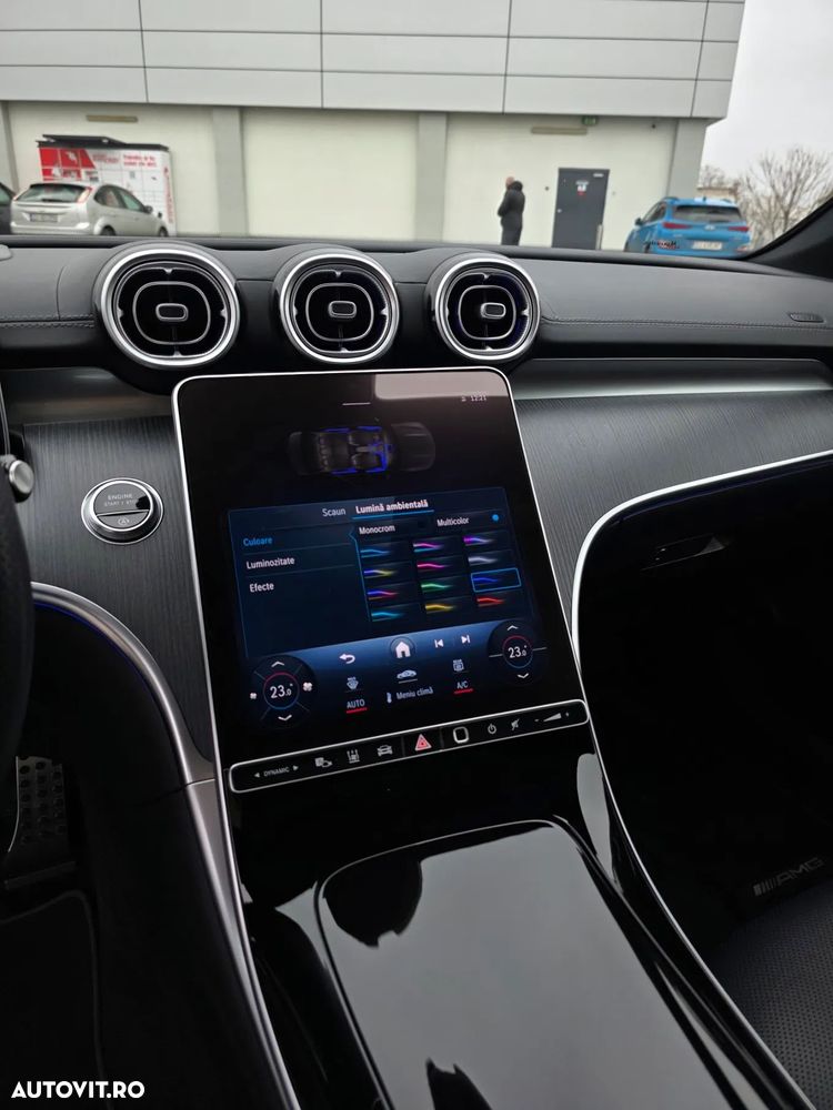 Mercedes-Benz C 300 4Matic T 9G-TRONIC AMG Line - 14