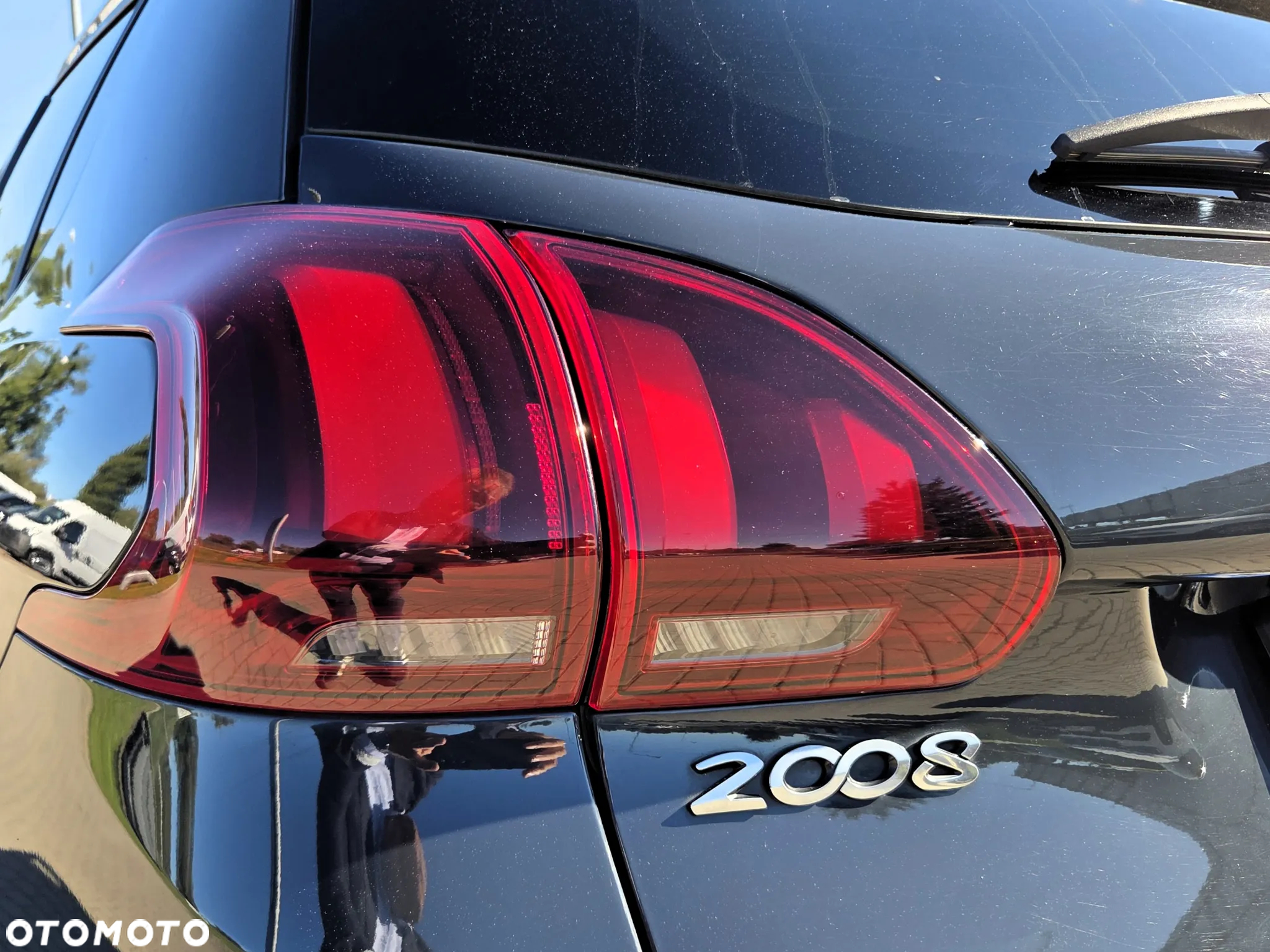 Peugeot 2008 1.2 Pure Tech Style S&S - 11