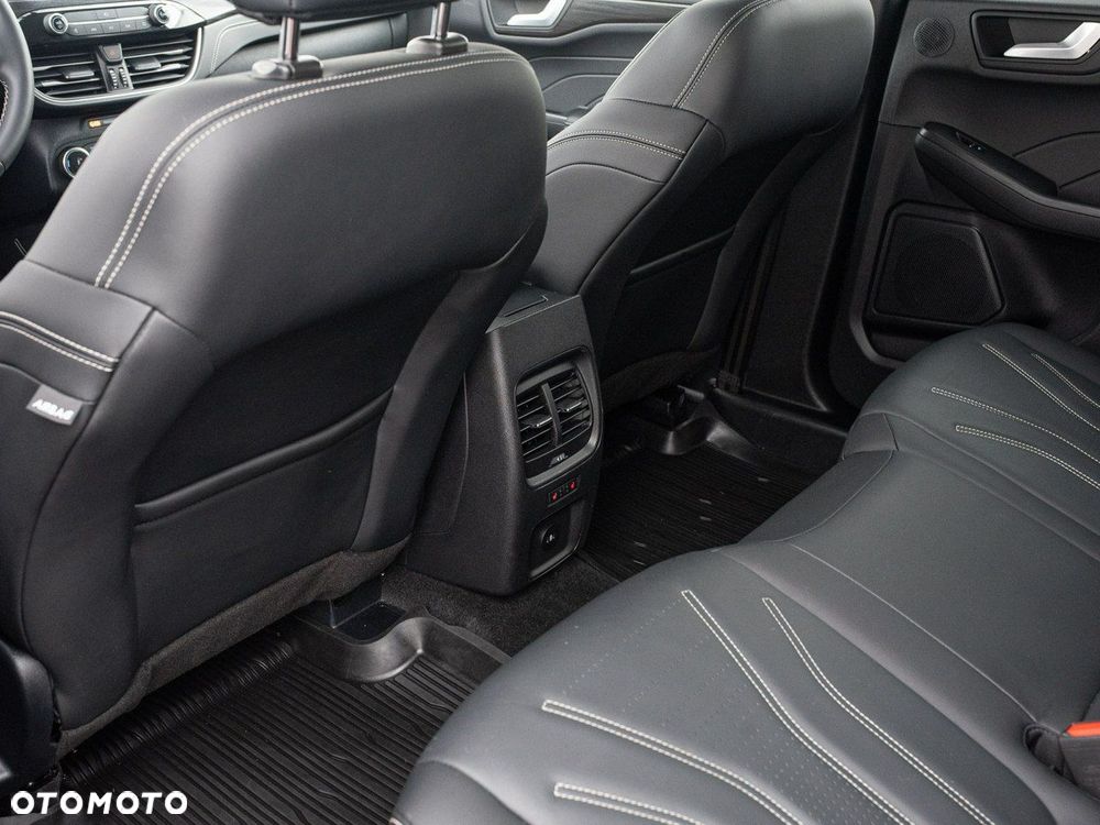 Ford Kuga 2.5 FHEV FWD Vignale - 24