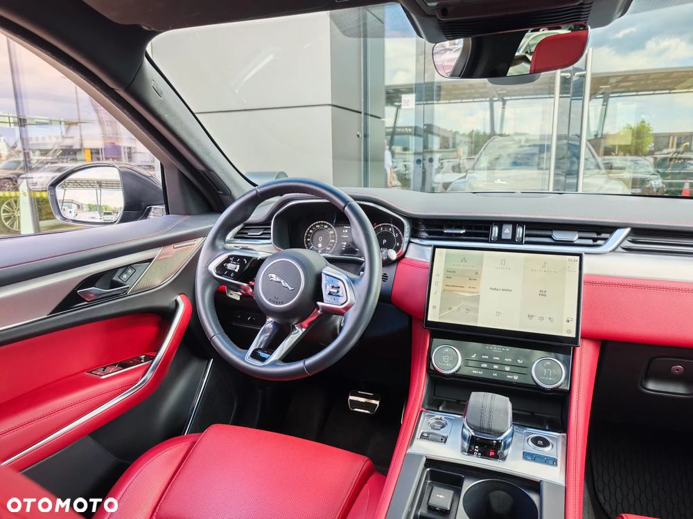 Jaguar F-Pace - 3
