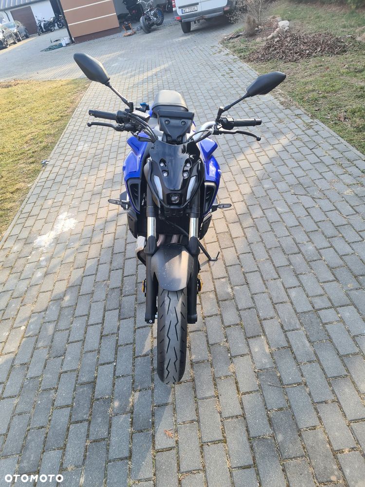 Yamaha MT - 8