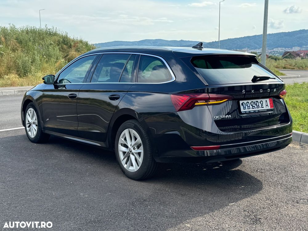 Skoda Octavia 2.0 TDI DSG First Edition - 4