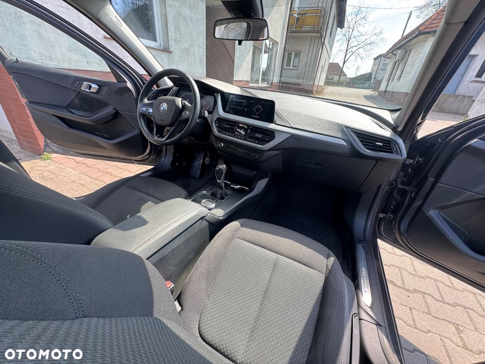 BMW Seria 1 - 10