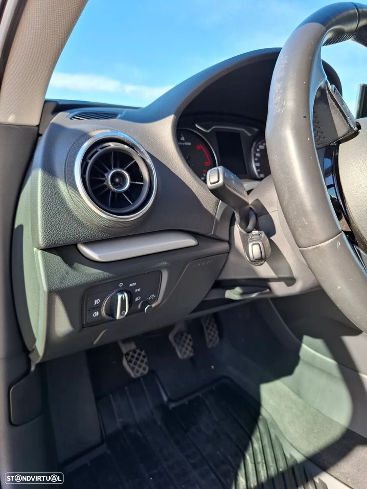 Audi A3 Limousine 1.6 TDI Sport - 8