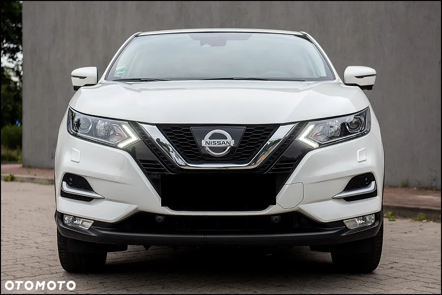 Nissan Qashqai - 2