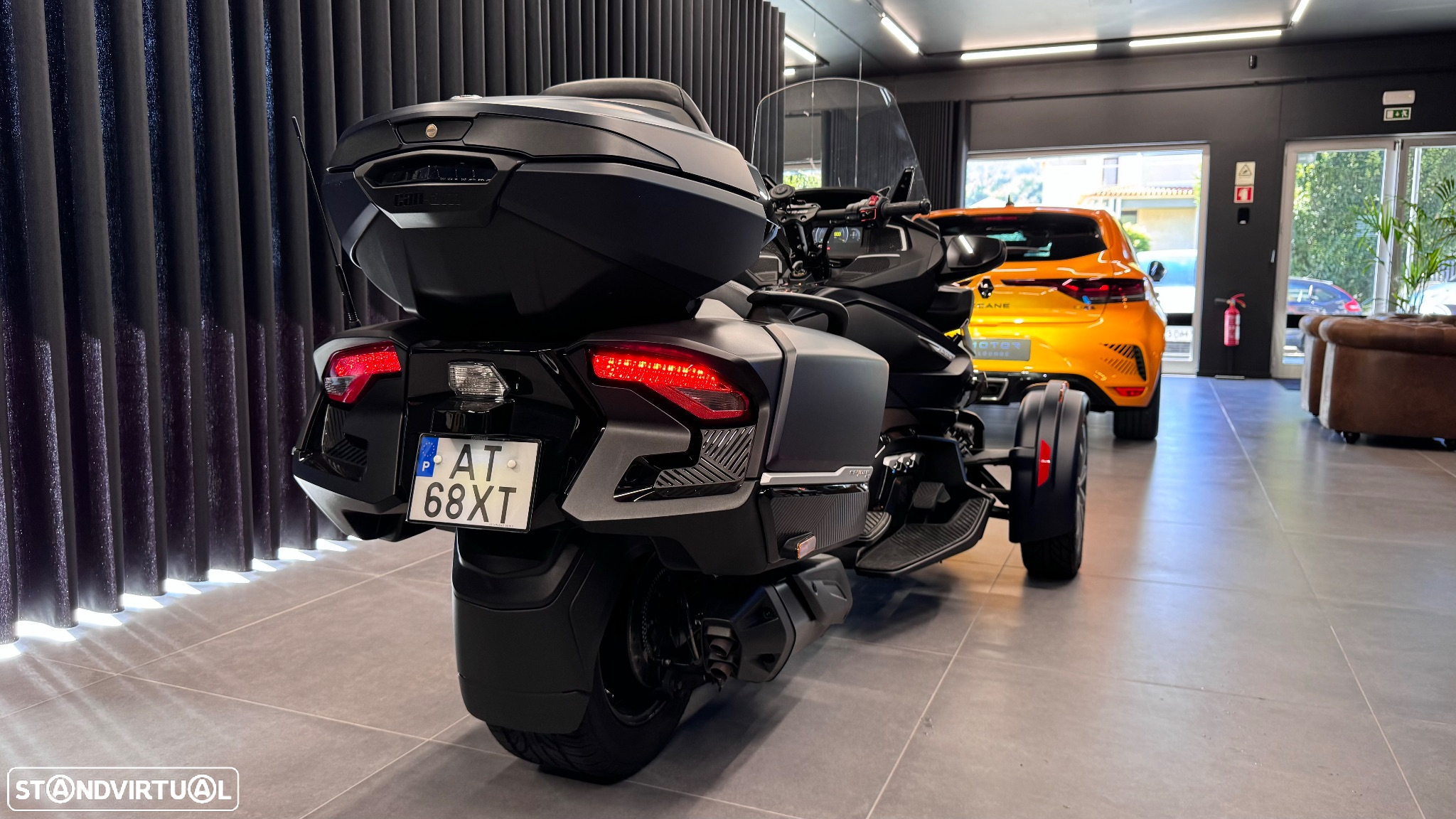Can-Am Spyder RT Sea to Sky - 12