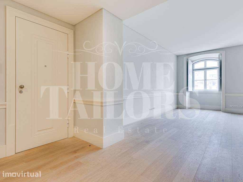 Apartamento T2 para venda na Praça Dom Pedro IV - Grande imagem: 2/29