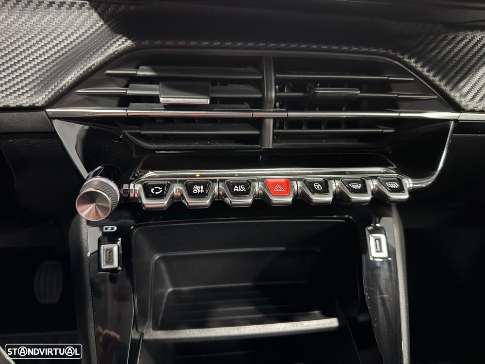 Peugeot 208 1.2 PureTech Active Pack - 29