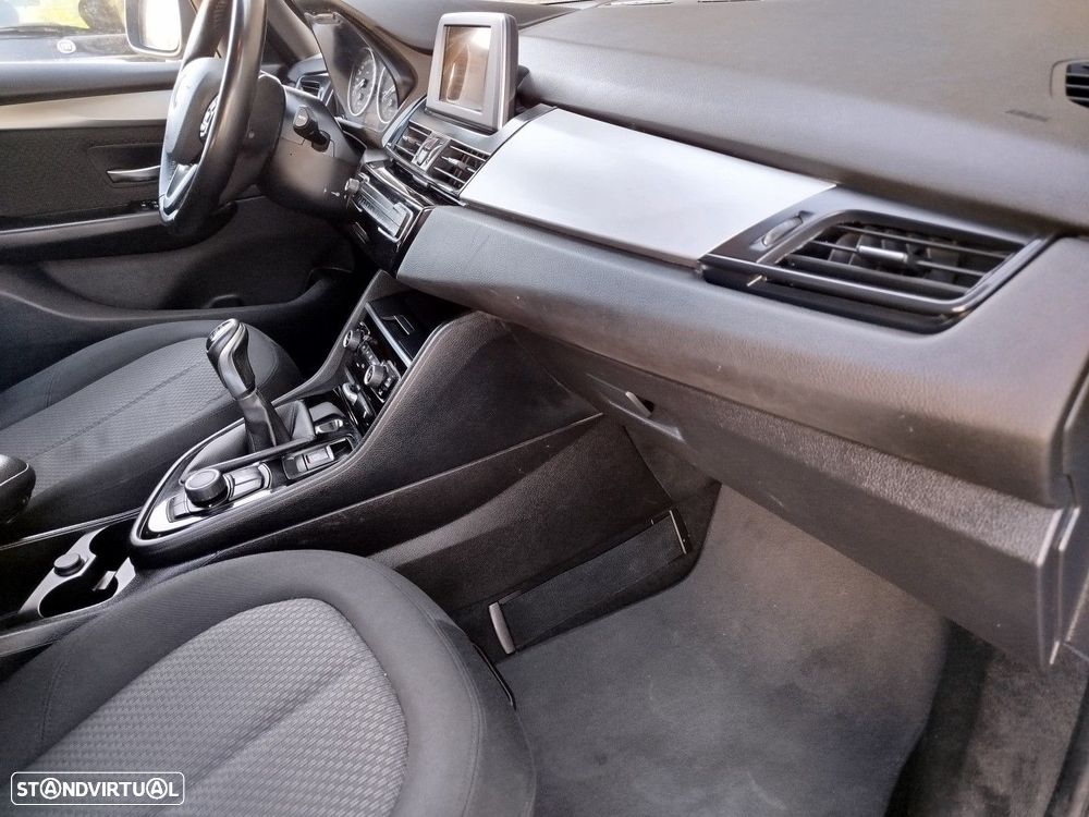 BMW 216 Active Tourer d Advantage - 17