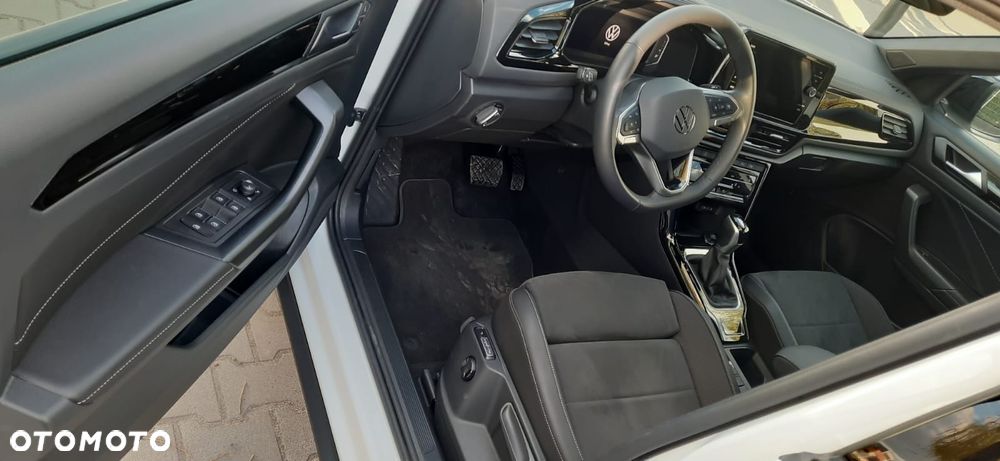 Volkswagen T-Roc - 11