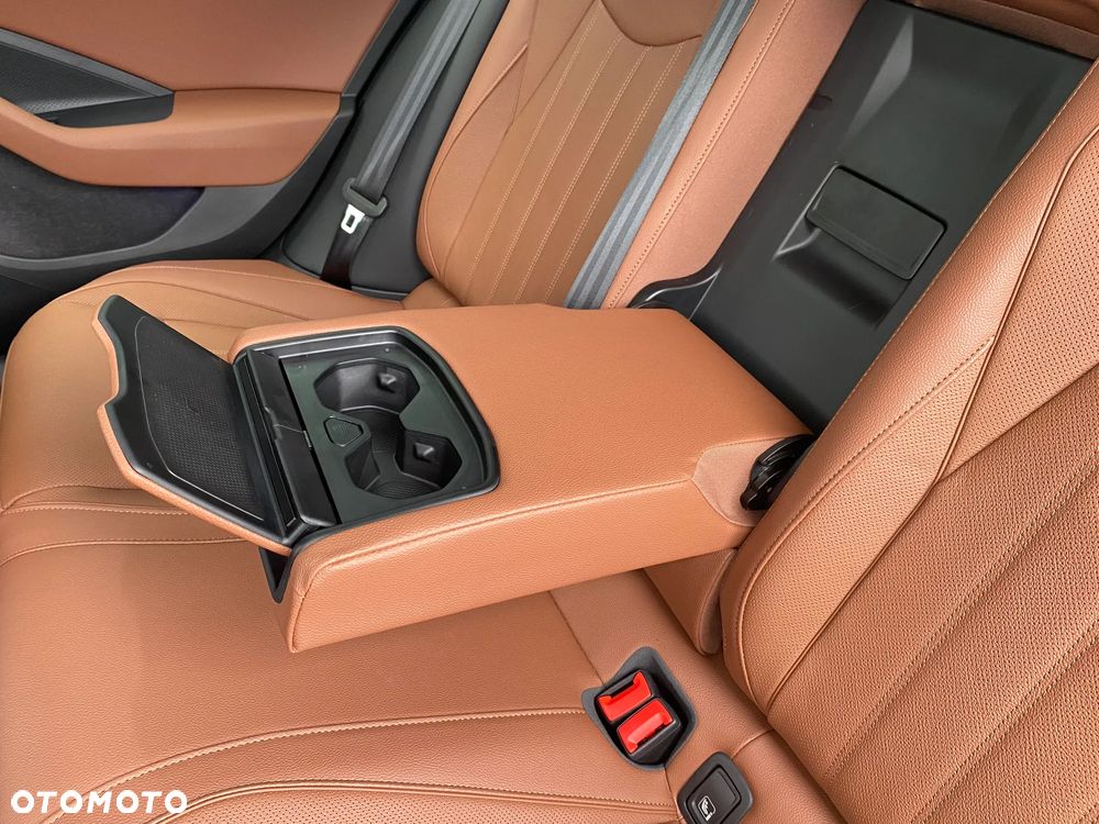 Skoda Superb 2.0 TDI SCR 4x4 L&K DSG - 23