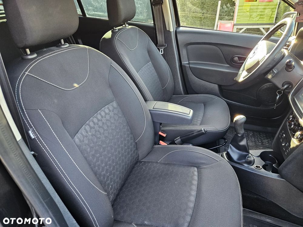 Dacia Logan dCi 90 Laureate - 14