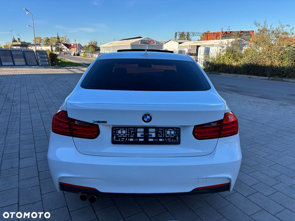 BMW Seria 3 328i xDrive - 7