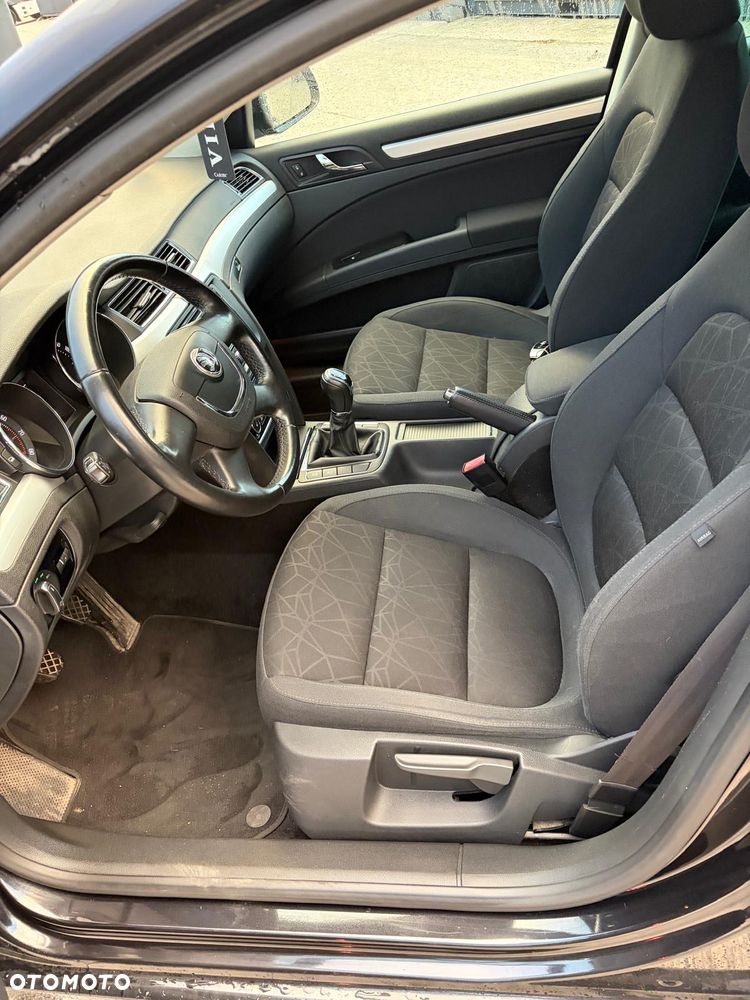 Skoda Superb 1.4 TSI Elegance - 26