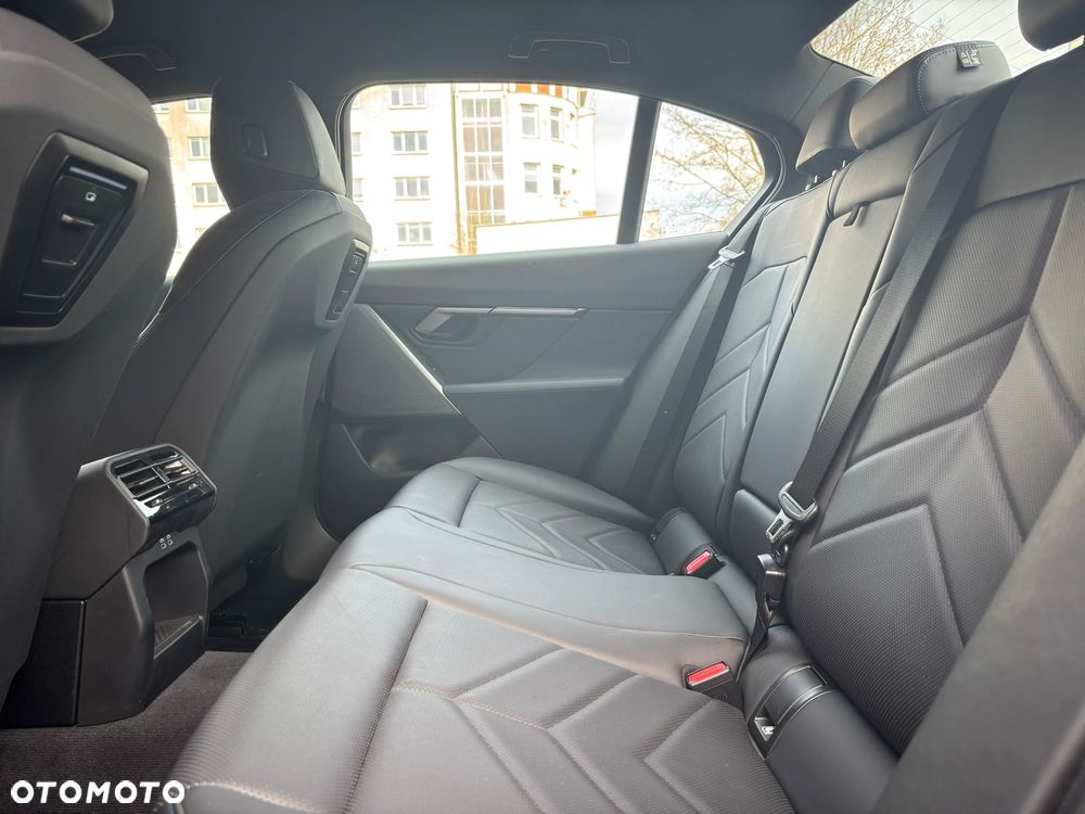 BMW Seria 5 520d mHEV M Sport - 18