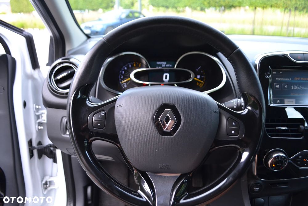 Renault Clio - 24