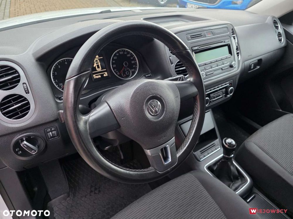 Volkswagen Tiguan - 15
