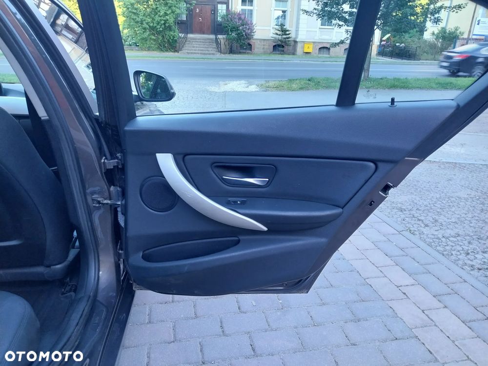 BMW Seria 3 316d Advantage - 21