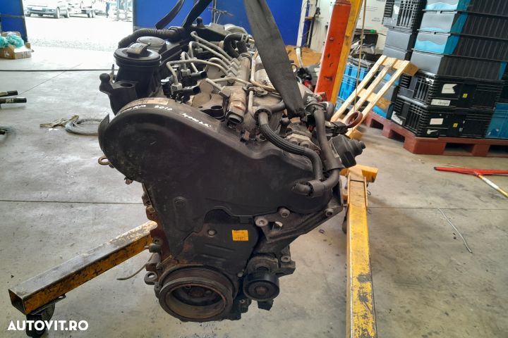 Motor fara anexe TIP MOTOR CBAB 174000KM TIP MOTOR CBAB 174000KM Volk - 1