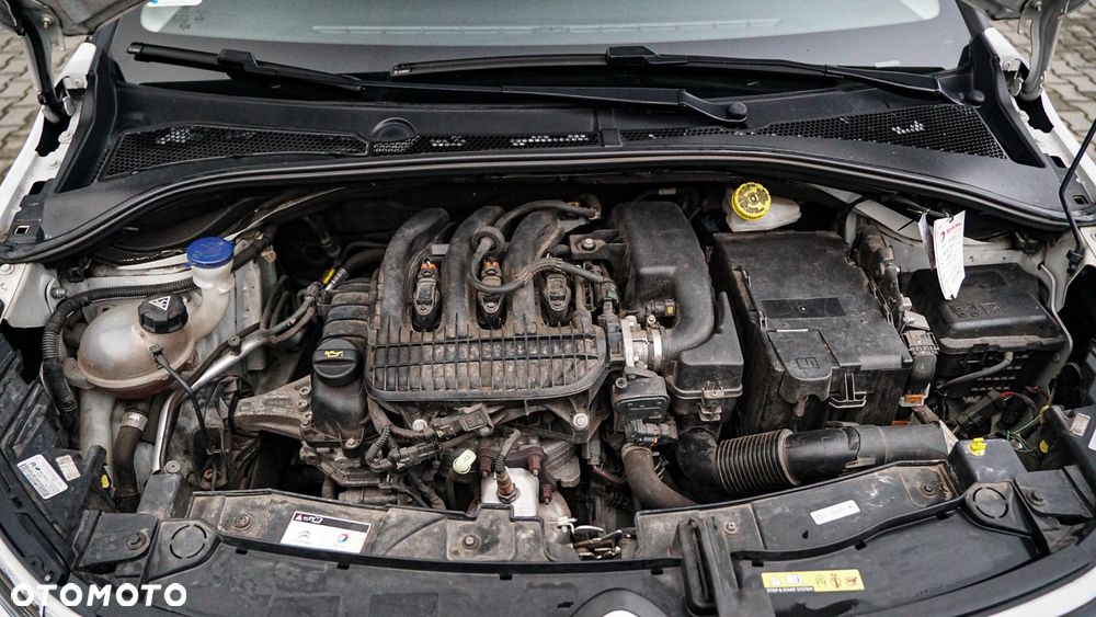 Citroën C3 1.2 PureTech Shine - 19