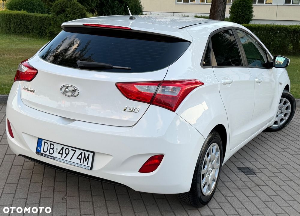 Hyundai i30 1.4 Fifa World Cup Edition - 24