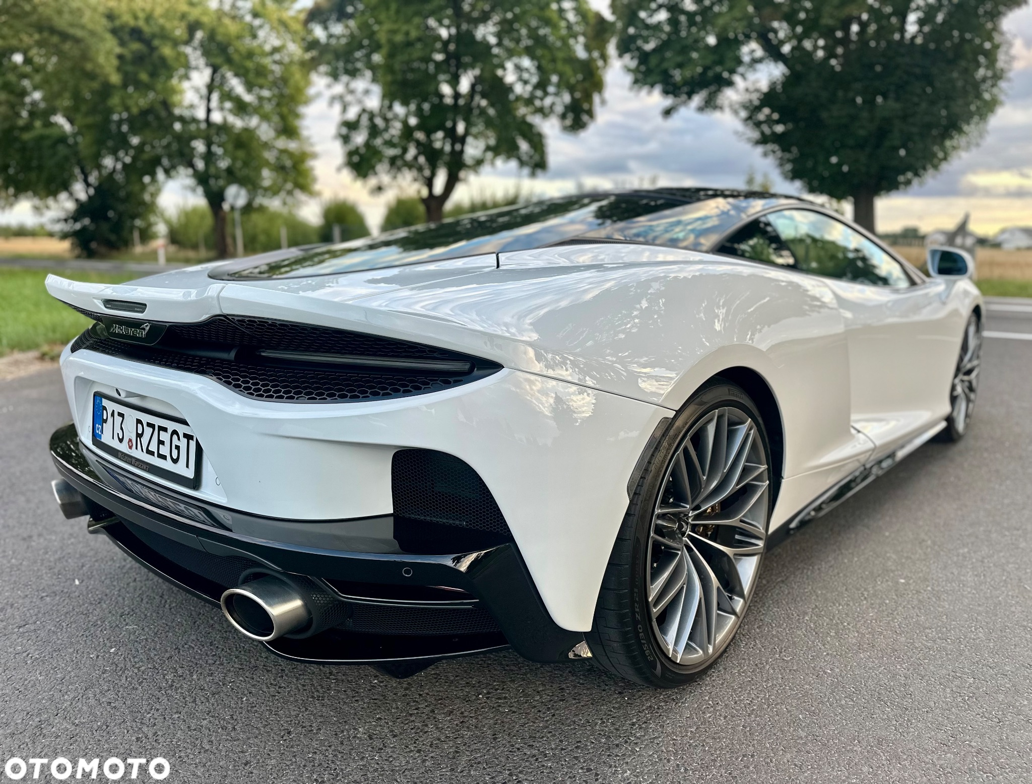 McLaren GT Standard - 11