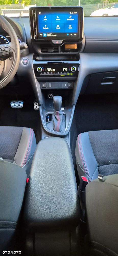 Toyota Yaris Cross Hybrid 1.5 GR Sport - 24