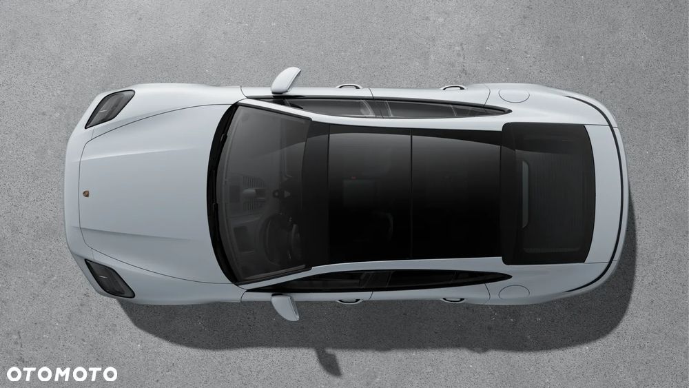 Porsche Panamera 4 E-Hybrid - 4