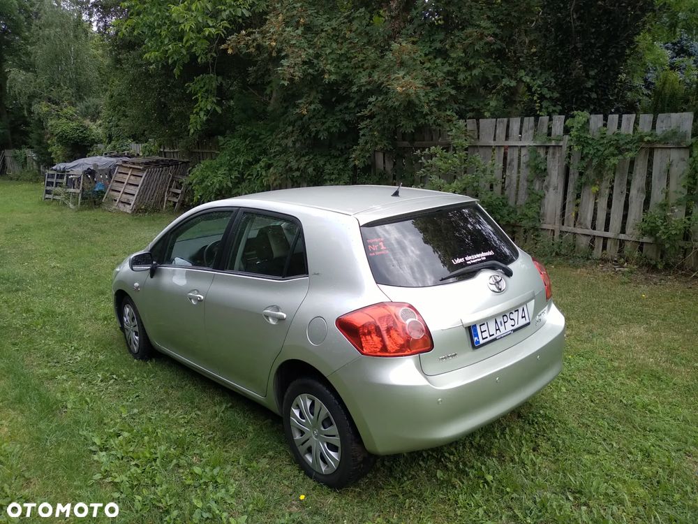 Toyota Auris 2.0 D-4D - 6