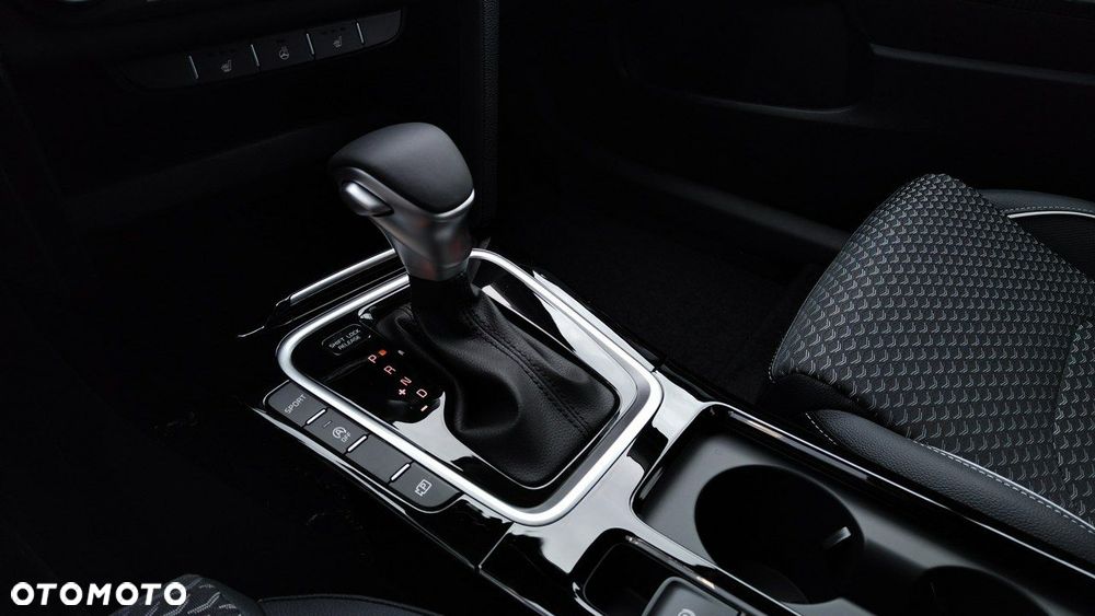 Kia XCeed - 13