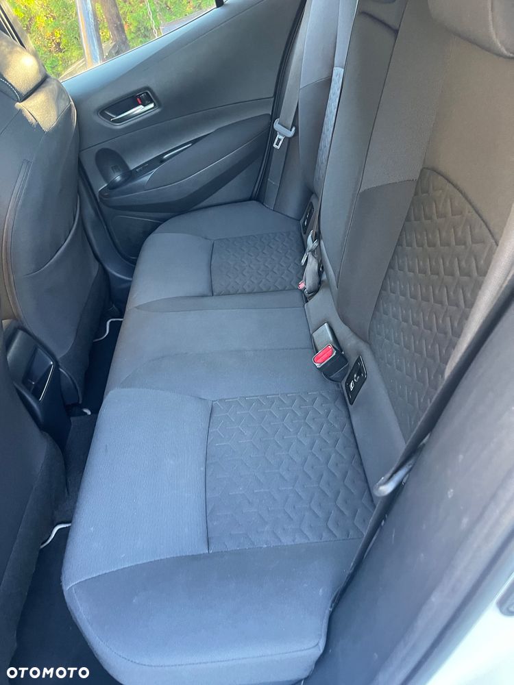Toyota Corolla - 17