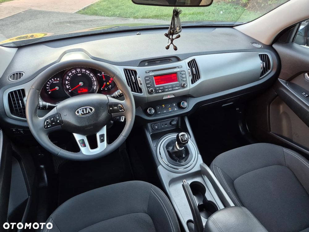 Kia Sportage 1.6 GDI Business Line M 2WD - 26