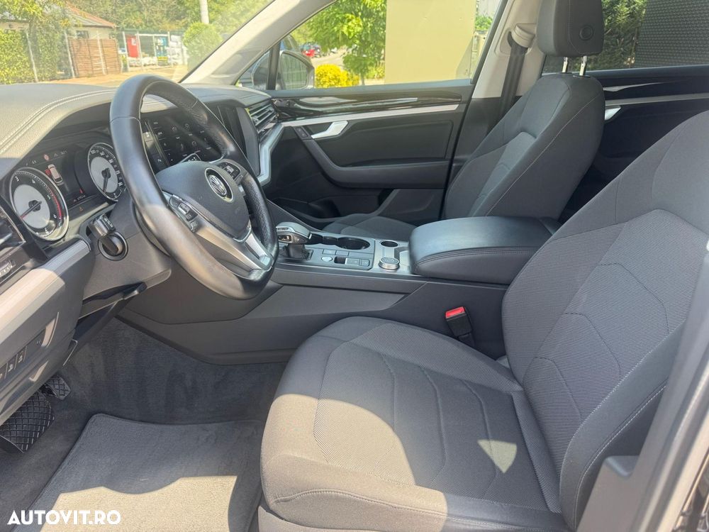 Volkswagen Touareg V6 TDI Elegance - 18