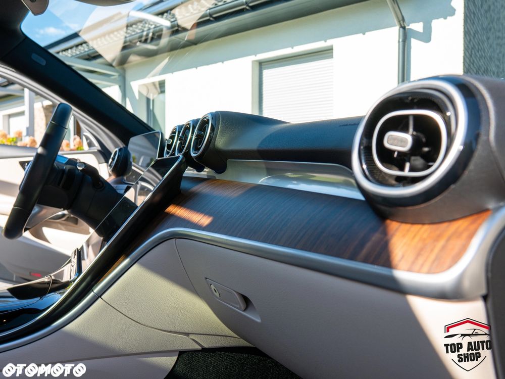 Mercedes-Benz Klasa C - 30