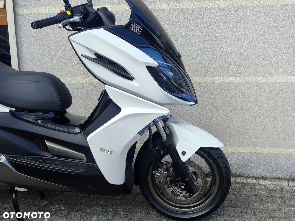 Kymco X-Town - 9