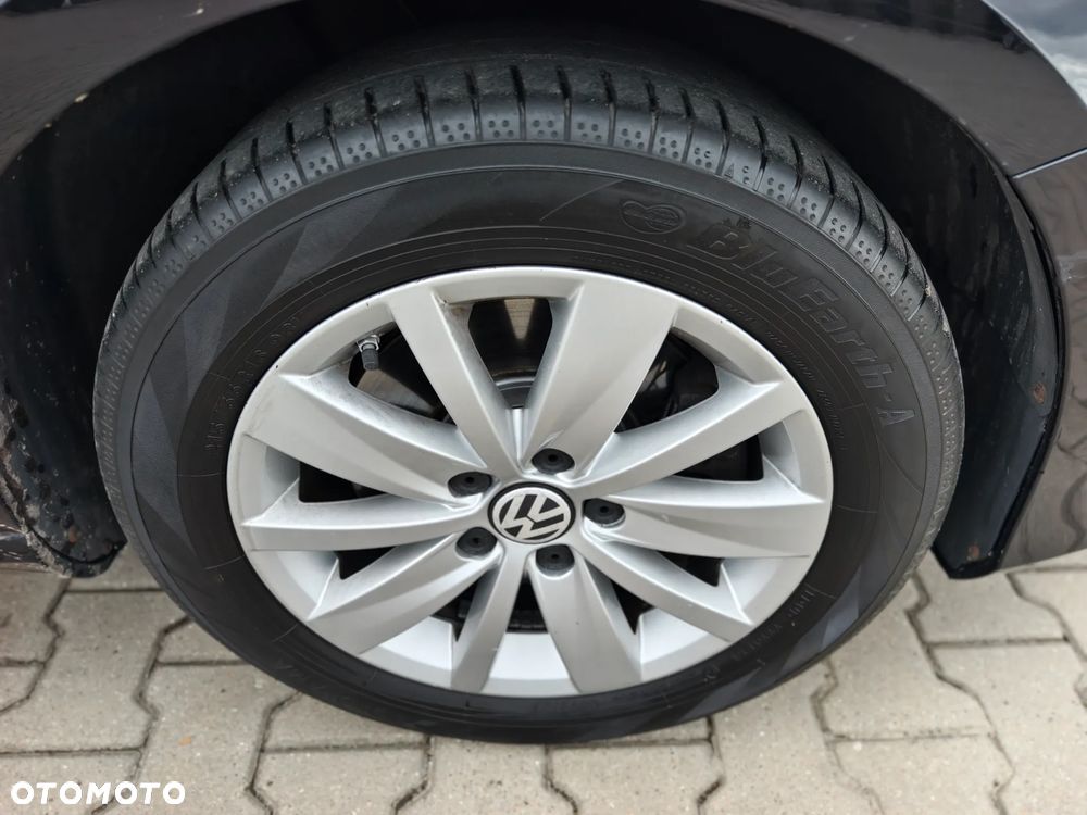 Volkswagen Passat 2.0 TDI Comfortline - 26