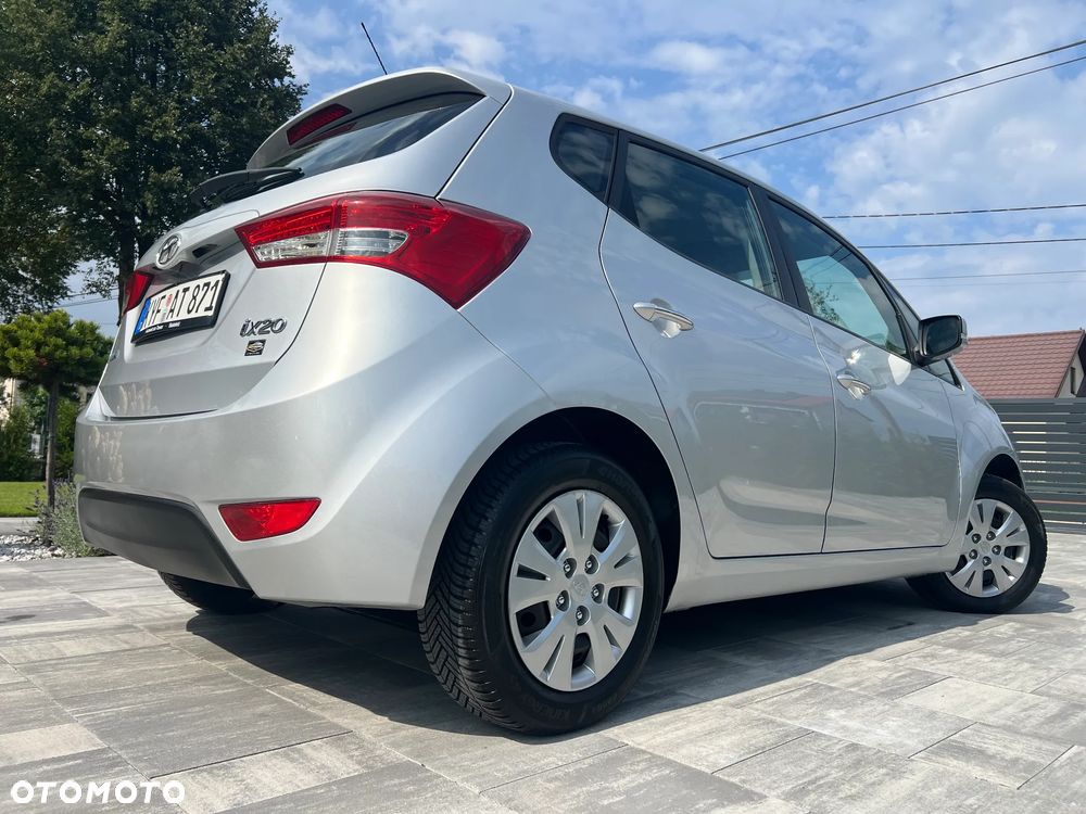 Hyundai ix20 1.4 UEFA EURO 2012 Edition - 14