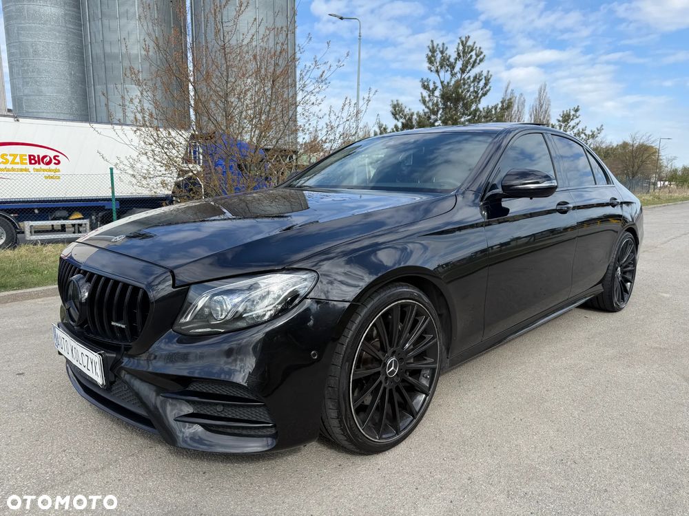 Mercedes-Benz Klasa E 220 d 4-Matic 9G-TRONIC - 1