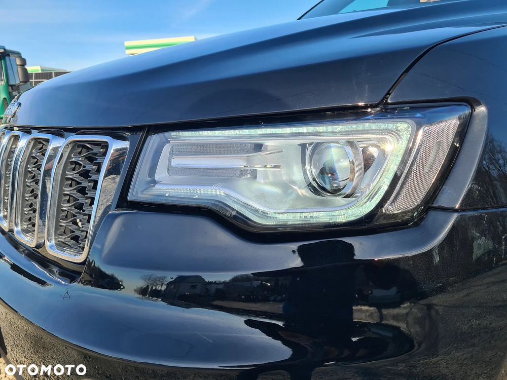 Jeep Grand Cherokee 3.6 V6 Limited - 38