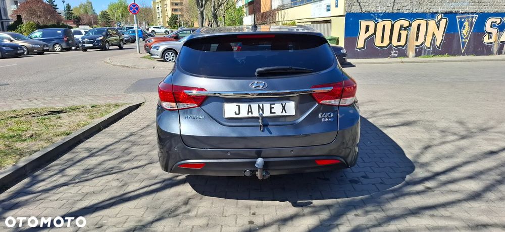 Hyundai i40 Kombi blue 1.6 Family+ - 7